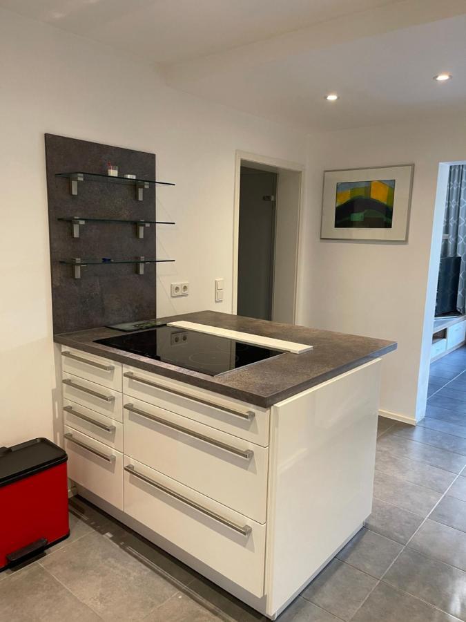 Klein Apartment *
